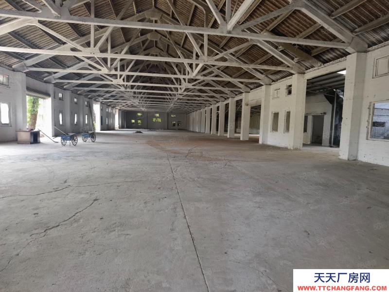 (出租) 广州白云区江高头等仓新出低价交通便利空地大适合外贸仓储