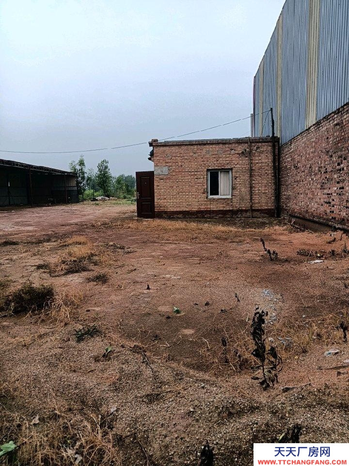 沧州 任丘糕团类厂房(出租) 公路边出入方便水电齐全。干净周边都是厂房