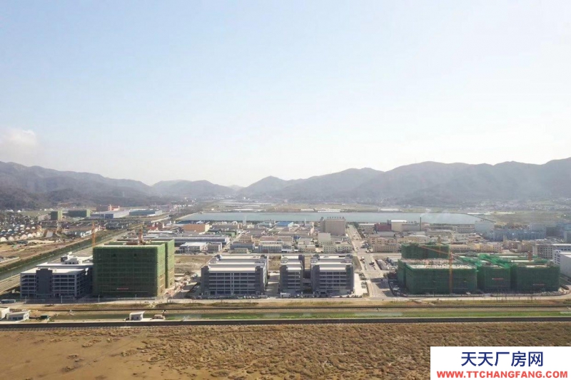 舟山市普陀(出售) 厂房有园区生活配套设施，有员工宿舍和员工食堂和商超  蜂产品