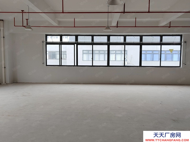台州市黄岩(出租) 出租北城工业区2楼厂房950平方 14元平  食糖