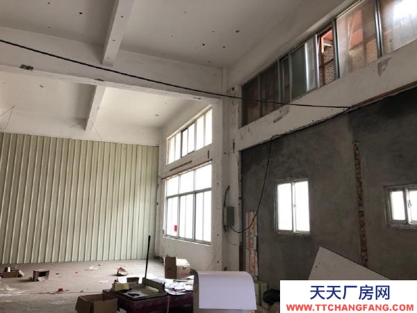 福州市罗源物资仓库 滨海对面蓝湾明珠边上东方红惠尔佳里面店铺仓库出租