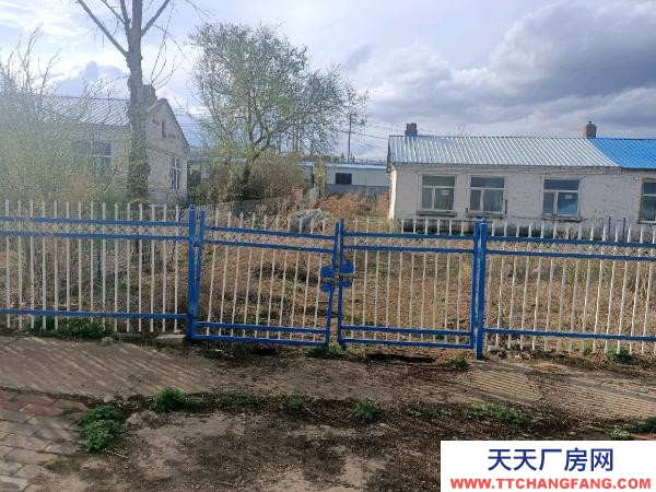 (出售) 牙克石 平房位于中心地段面临公路价格可议
