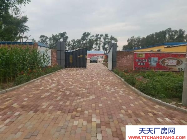 让胡路离市区5公里，集体供暖，上下水，动力电