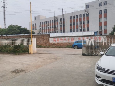 赣州市章贡机加工厂房  400至1200平方厂房仓库出租，好进挂车，大变压器，可办证图2