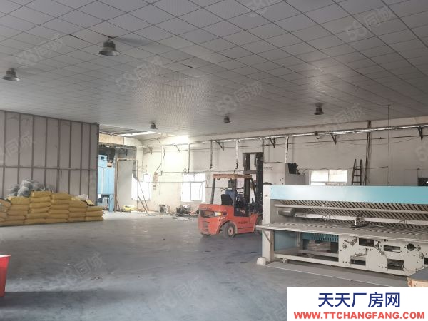 赣州市章贡机加工厂房  400至1200平方厂房仓库出租，好进挂车，大变压器，可办证