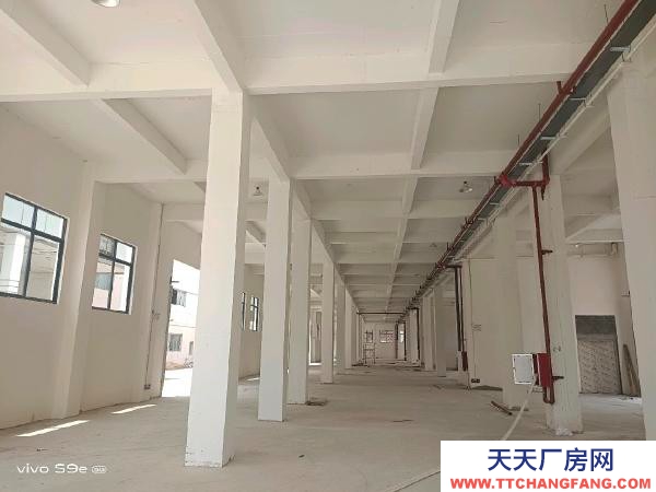 赣州市赣县机加工厂房  本房源位于赣县南高速出口的汽车4S城