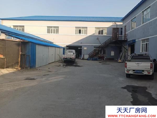 前进近火葬厂，交通方便，有院