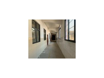 (出租) 桂林秀峰（51旺铺）2500平翠竹路标准厂房出租，停车方便图2