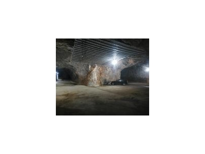 (出租) （铺铺通）桂林秀峰区桃花江路山洞内场地,冷库出租图3