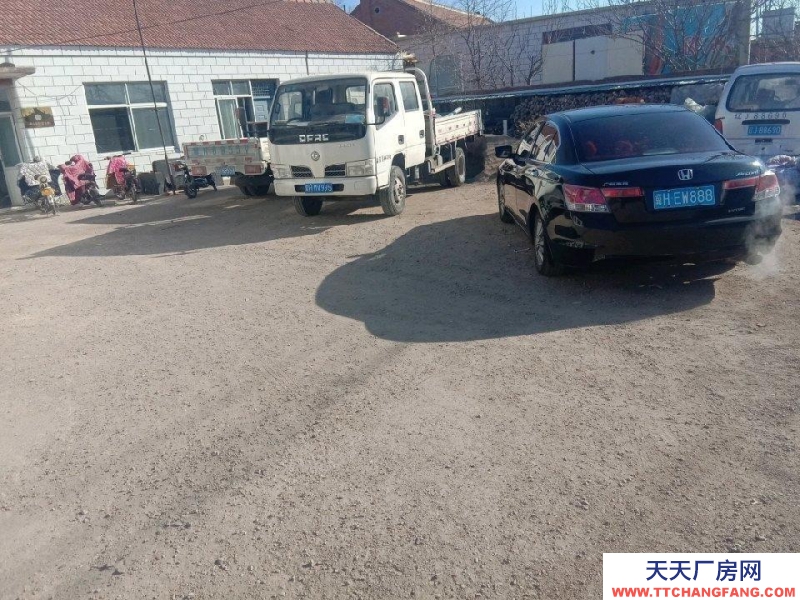 承德 平泉(热加工熟肉制品厂房出售) 有个6亩多地，交通方便