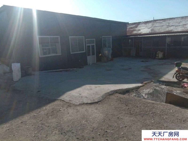 承德 平泉(出售) 以前猴山沟村村部，买了没啥用，现在急用钱处理，可以分开出售