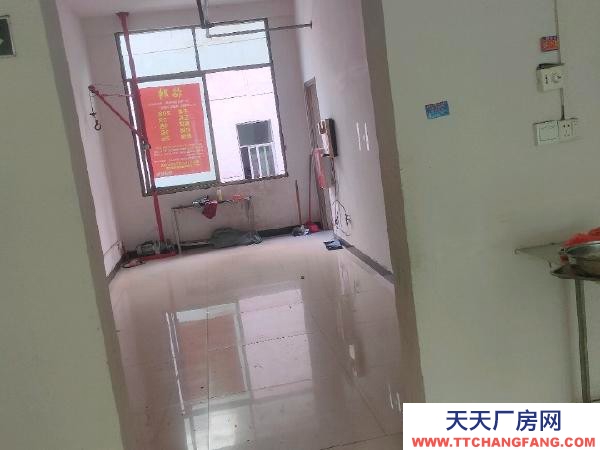 赣州市于都金制衣厂 原制衣厂房二楼，可作写字楼办公（具体情况线下面谈，电话联系）