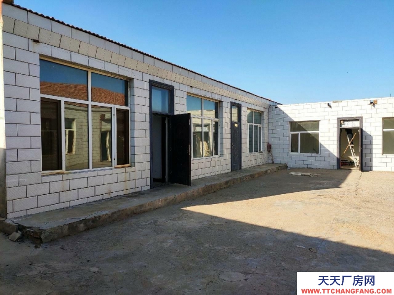 (出租) 临河厂房出租，临五路晨光三队砖瓦房两栋，建筑面积450平朱