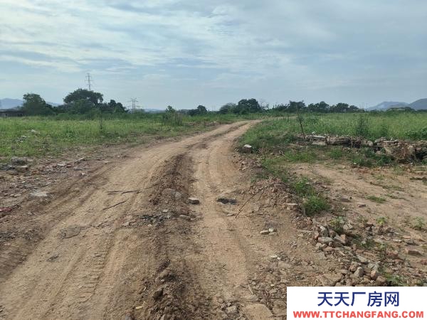 赣州市龙南物资仓库 仓库出租正桂村公路旁边可进大车可做仓库有水电