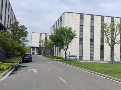 (出租) 南通崇川市北高新区全新现房厂房，地铁口配套好适合智能制造图1