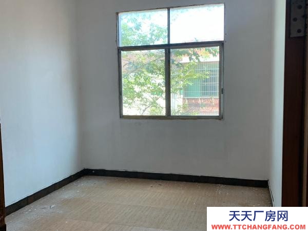 赣州市兴国机加工厂房 兴国红门工业园厂房交通采光好