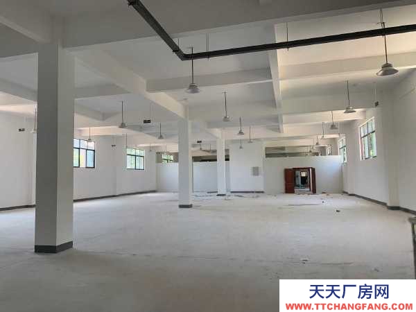 九江市浔阳糕点厂房  出租滨江路厂房，带电梯，可办公可做仓库，价格面议