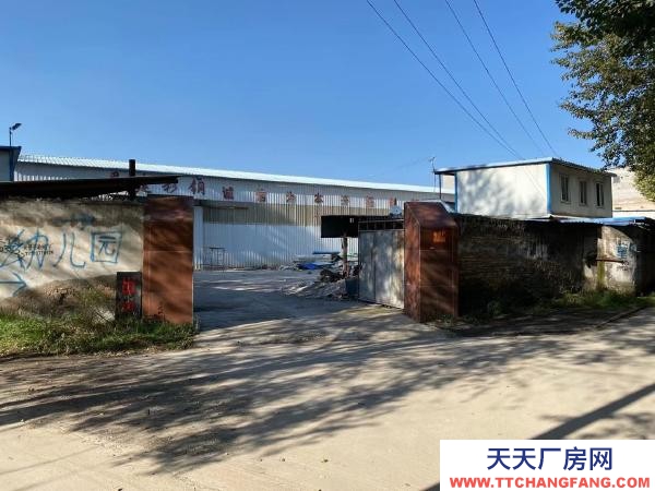 城北啤酒厂房交通便利，环境优美，有龙门吊定和办公室