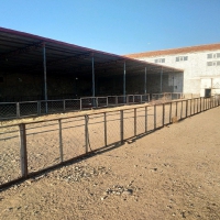 (出租) 乌兰察布出租出售北高速口8亩大院