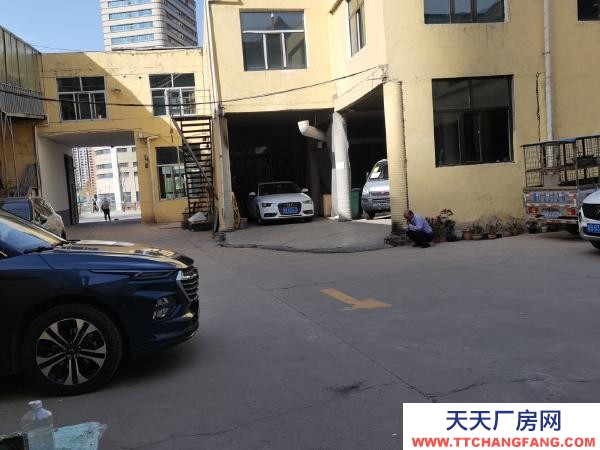乐都在假日广场对面原五菱销售部