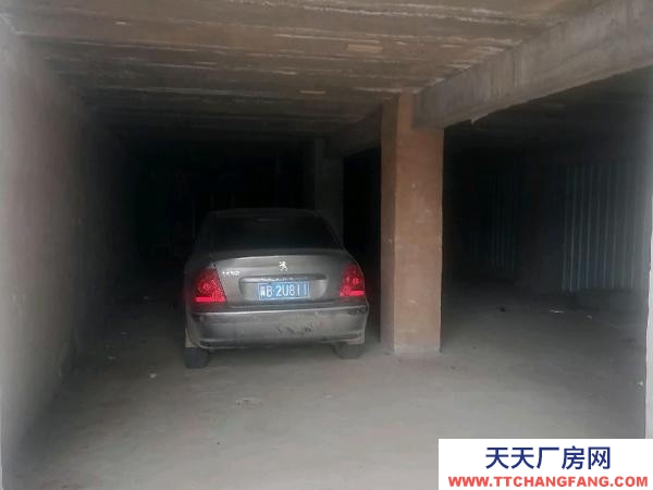 乐都在路边道路好大车能进