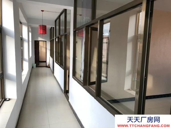 乐都西岗村 仓库 厂房 农家乐 宾馆都可以带停车场