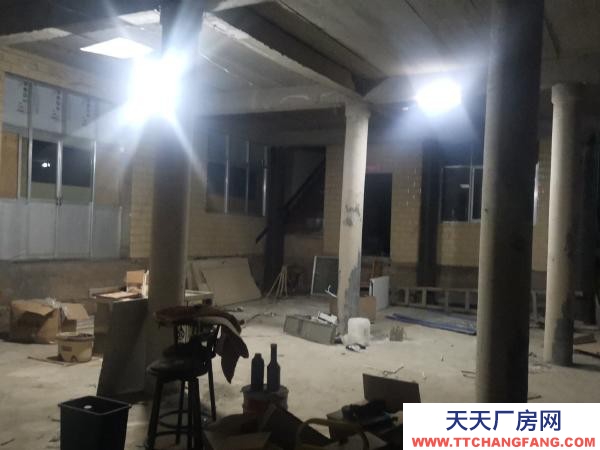 互助停车方便，装卸货方便