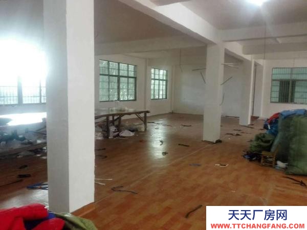 九江市德安机加工厂房  民信南路利民超市后 厂房 240平米