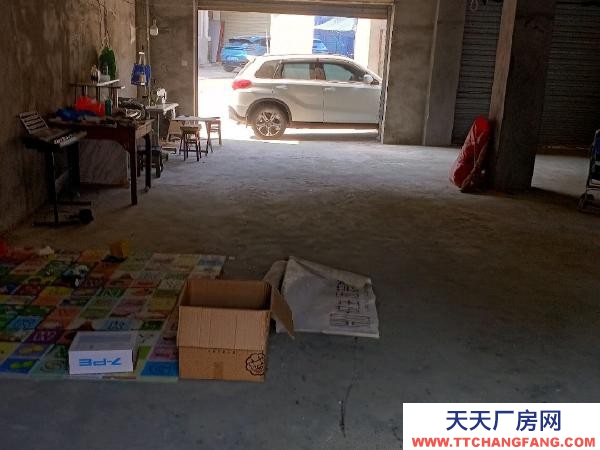 九江市德安物资仓库  地理位置优越，交通方便！