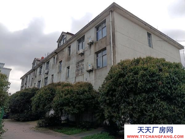 九江市永修腌腊肉制品厂房 占地50亩，厂房16000平办公楼1600平，省级工业园。