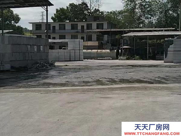 宜春市袁州调味料厂房 原仙台铁路旁边，过了铁路桥向左边500米左右到