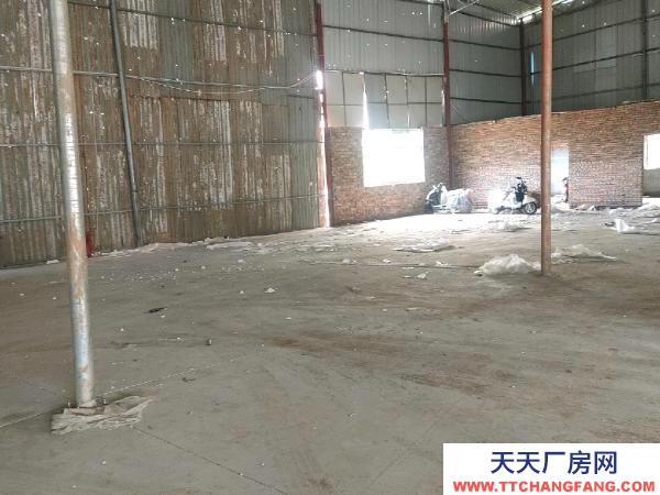 宜春市袁州机加工厂房 水电齐全，内面水泥地面