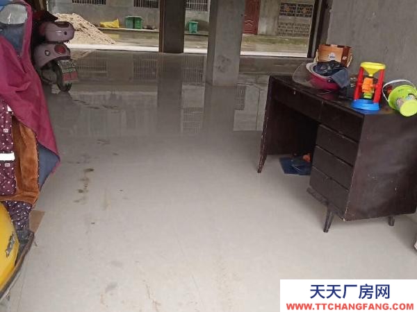 宜春市袁州物资仓库 碧桂园凤凰城对面安置小区 仓库 单层130平米