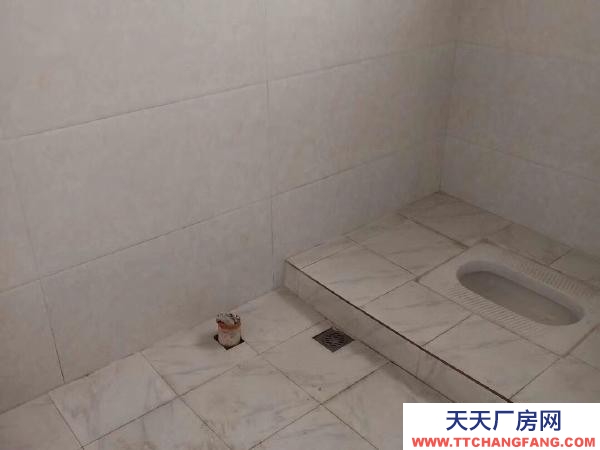 宜春市袁州物资仓库 碧桂园凤凰城对面安置小区 仓库 单层130平米