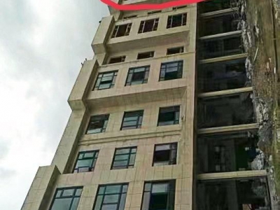 台州市天台(出租) 工业园区附近，楼房一楼，独立门院