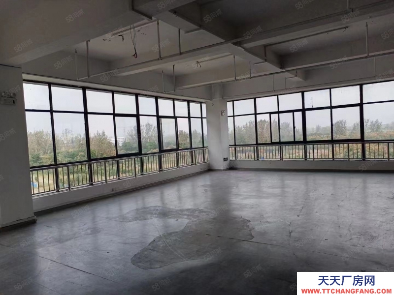 (出租) 1250平标准厂房，双货梯，可办理环评，三相电入户，消防备案