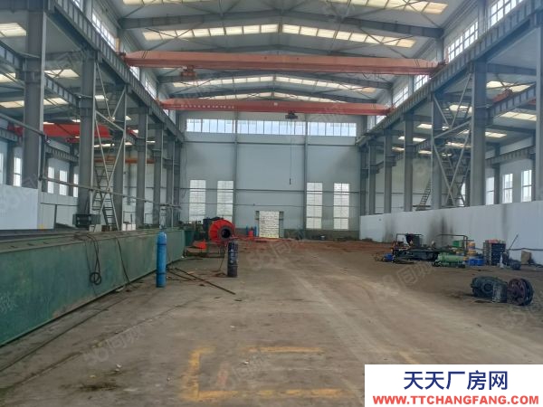 旅顺开发区标准重工厂房，带3台吊车，水电齐全，近高速