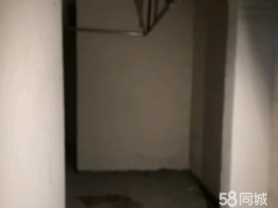 宜春市高安物资仓库 地下储藏间，小车进出很方便图2
