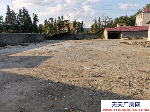 宜春市万载机加工厂房 万载城区 里泉村彬树亭 厂房 2600平米