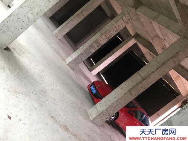 宜春市万载物资仓库  两层共12间.1层朝大路.负1层朝后面小路