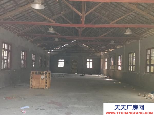 宜春市万载物资仓库 建成大道中国石化边上