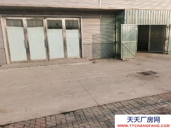 鲅鱼圈二楼有办公室三间110平米 ，会议室一个200平米 有食堂。