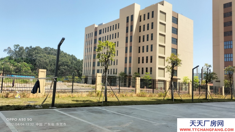 东莞市凤岗镇１０３８０平方独门独院厂房出租