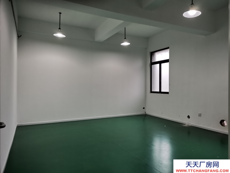 新年特惠特价！无中介费开发商直租，50年工业产权可以办理全资质，可生产实验