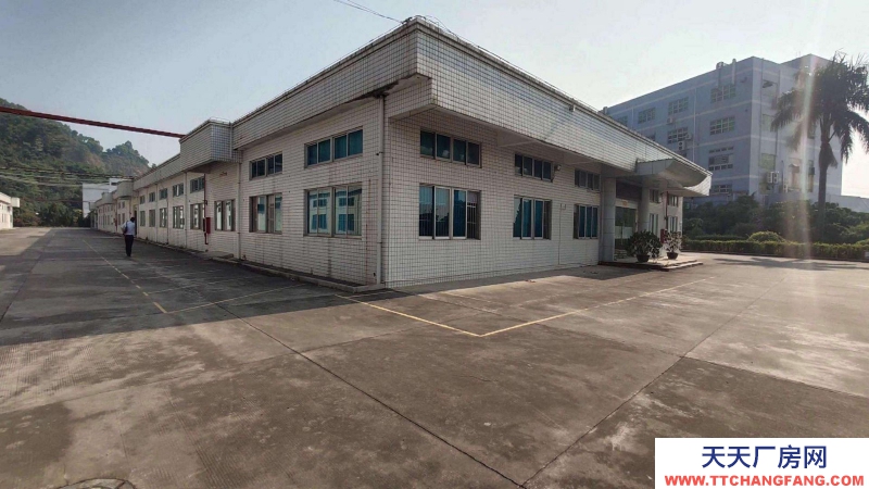 东莞市清溪镇３００００平方独门独院厂房包租