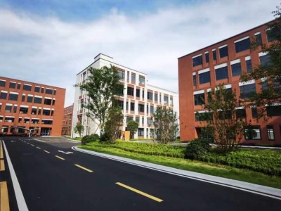 成都二绕边 50年产权园区 钢构框架厂房都有 可租可售 1300起图2