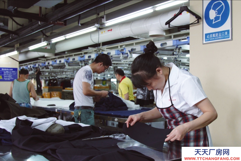 成都市温江区5000平米服装厂厂房出售