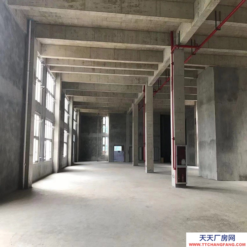 出售杭州全新2000方厂房，单价3000出头，高速轻轨环绕，三证齐全，适合各类制造业