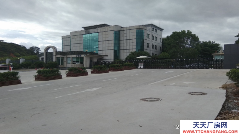 广东省东莞市塘厦镇２２０００平方两层仓库出租