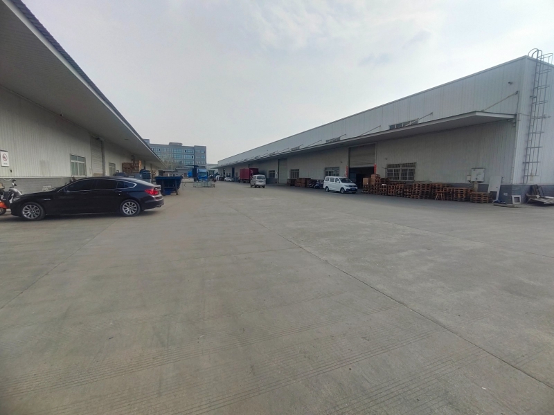 出租龙泉驿恒大绿洲 仓库 位置好 交通方便